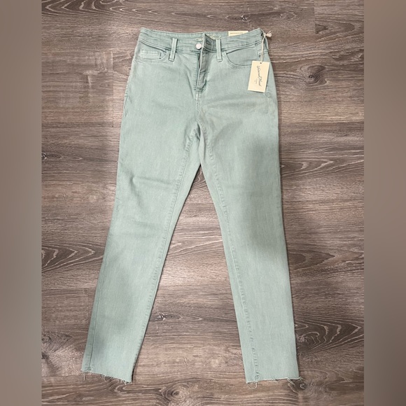 NWT Universal Thread High Rise Skinny Jeans - Picture 4 of 5